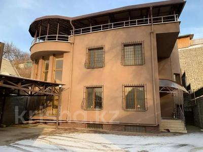 Отдельный дом · 10 комнат · 530 м², Бегалина 188 — Достык за 4 млн 〒 в Алматы, Медеуский р-н