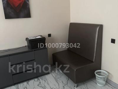 Офисы · 15 м² за 100 000 ₸ в Актобе, мкр 11