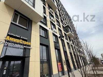 Свободное назначение, офисы, магазины и бутики, склады, общепит, салоны красоты, фитнес и спорт, медцентры и аптеки, образование, развлечения, конференц-залы, кабинеты и рабочие места · 90 м² за 640 000 ₸ в Астане, Нура р-н