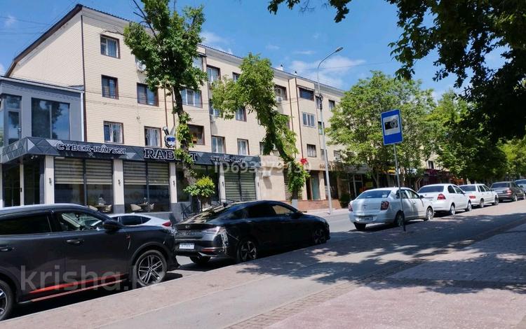 1-бөлмелі пәтер · 30 м² · 3/4 қабат, Байтурсынова — Байтурсынова Тауке-Хана, бағасы: 16.2 млн ₸ в Шымкенте, Аль-Фарабийский р-н — фото 6