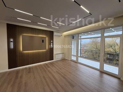 2-бөлмелі пәтер · 90 м² · 3/10 қабат, Шарипова 28/1, бағасы: 45 млн ₸ в Атырау, мкр Жилгородок