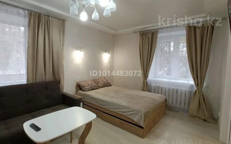 2-бөлмелі пәтер · 45 м² · 2/5 қабат, Жаңа қала ш/а., Бухар жырау 52, бағасы: 10 000 ₸ в Караганде, Казыбек би р-н — фото 2