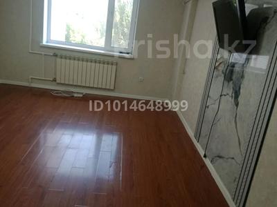 2-комнатная квартира · 63 м² · 3/10 этаж, Набержная за 130 000 ₸ в Актобе, мкр. Курмыш