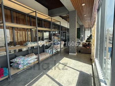 Магазины и бутики · 65 м² за 325 000 ₸ в Шымкенте, Абайский р-н