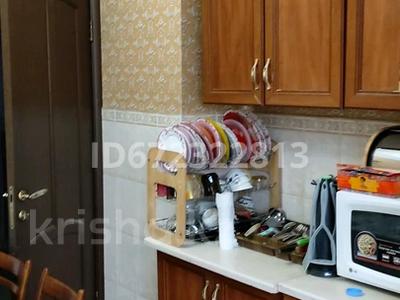 Пәтерлер в Алматы: 4-бөлмелі пәтер · 90 м² · 2/5 қабат, мкр Айнабулак-4 166 — Улица Макатаева, бағасы: 72 млн 〒 4-бөлмелі пәтер · 90 м² · 2/5 қабат, мкр Айнабулак-4 166 — Улица Макатаева, бағасы: 72 млн 〒 в Алматы, Жетысуский р-н