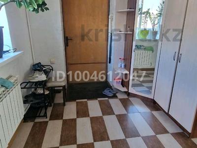 Дом · 4 комнаты · 200 м², мкр Жулдыз 47/1 — Магазин за 40 000 〒 в Уральске
