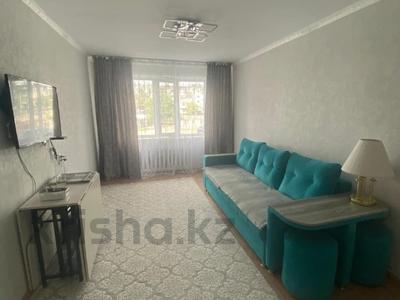 2-комнатная квартира · 58 м² · 1/5 этаж, Камзина 63 за 11.5 млн ₸ в Аксу