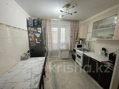 2-комнатная квартира · 55 м² · 5/5 этаж, мкр 8, Гришина за 13.5 млн ₸ в Актобе