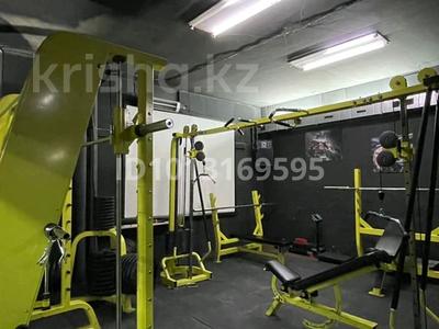 Свободное назначение, офисы, магазины и бутики, склады, азс, автосервисы и автомойки, общепит, салоны красоты, сельское хозяйство, бани, гостиницы и зоны отдыха, медцентры и аптеки, образование, развлечения · 130 м² за 48 млн ₸ в Алматы, Алмалинский р-н