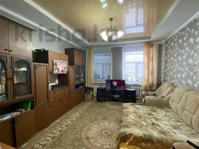 2-комнатная квартира, 56 м², 2/2 этаж, Байгазиева за 6.8 млн 〒 в Темиртау