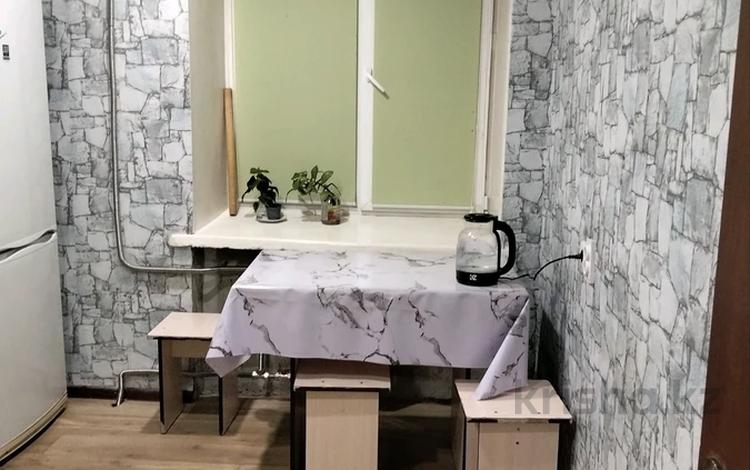 2-комнатная квартира · 56 м² · 1/9 этаж, Пермитина 31 — ТЦ Катон за 230 000 ₸ в Усть-Каменогорске, Ульбинский — фото 15