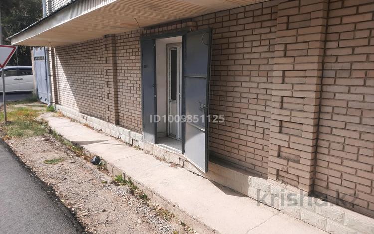 Отдельный дом · 10 комнат · 578 м² · 6.1 сот., Пушкина — Сакиева за 51.1 млн 〒 в Таразе — фото 2