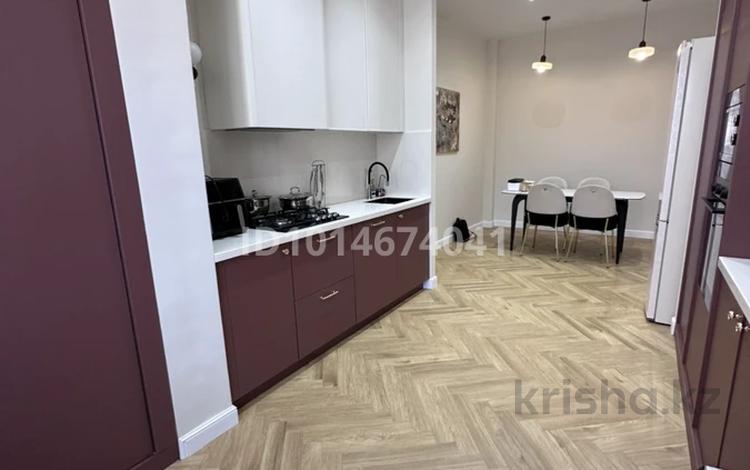 3-бөлмелі пәтер · 102 м² · 1/5 қабат, Алтын орда ш/а. 228/6, бағасы: 55.5 млн ₸ в Актобе, мкр. Алтын орда — фото 10