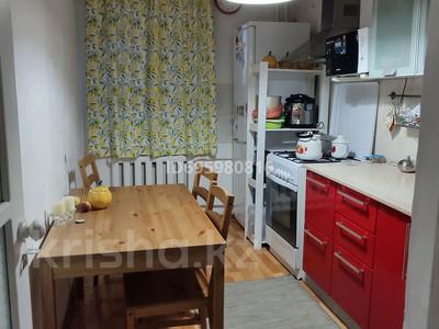 3-бөлмелі пәтер · 60 м² · 9/10 қабат, мкр 8 285 — Рынок Алтай, бағасы: 19.5 млн ₸ в Актобе