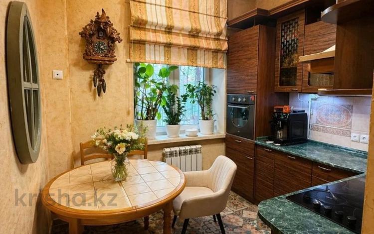 3-комнатная квартира · 60 м² · 1/2 этаж, мкр Самал-3, Кажымукана 32 за 460 000 ₸ в Алматы, Медеуский р-н — фото 32