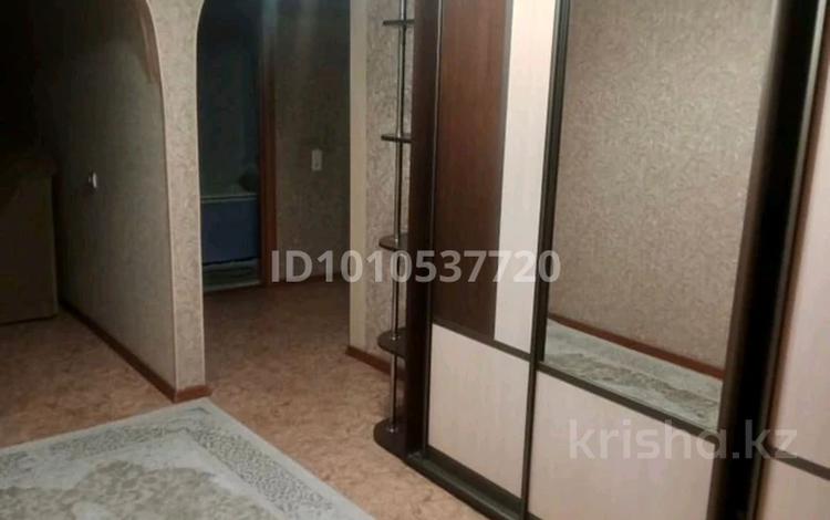3-бөлмелі пәтер · 67 м² · 1/5 қабат, Казахстанкая правда 122 — 8 школа, бағасы: 27.4 млн ₸ в Петропавловске — фото 2