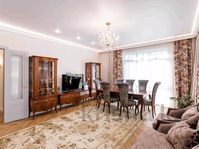 3-комнатная квартира, 120 м², 3/4 этаж, жамакаева 252 за 140 млн 〒 в Алматы, Медеуский р-н