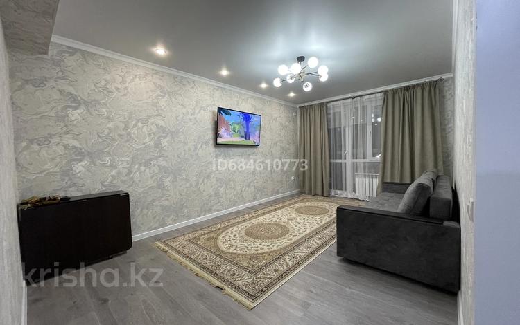 2-комнатная квартира · 65 м² · 4/10 этаж, Сейфуллина 51 — По Сейфуллина на против заправки Сокол за 43 млн ₸ в Алматы, Турксибский р-н — фото 2