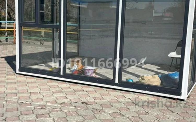 Дүкендер мен бутиктер, қоғамдық тамақтану орны · 12 м², бағасы: 350 000 〒 в Талдыкоргане, Каратал — фото 2