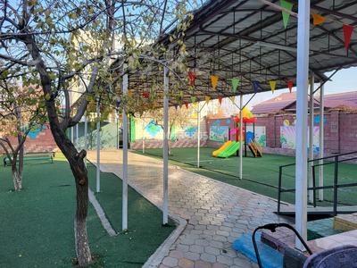 Білім орталықтары · 350 м², бағасы: 110 млн 〒 в Шымкенте, Каратауский р-н