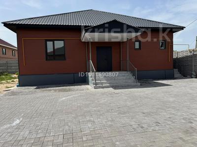 Отдельный дом · 5 комнат · 182 м² · 7.4 сот., мкр Кемел (Первомайское), улица Национальная 33Б за 70 млн ₸ в Алматы, Жетысуский р-н