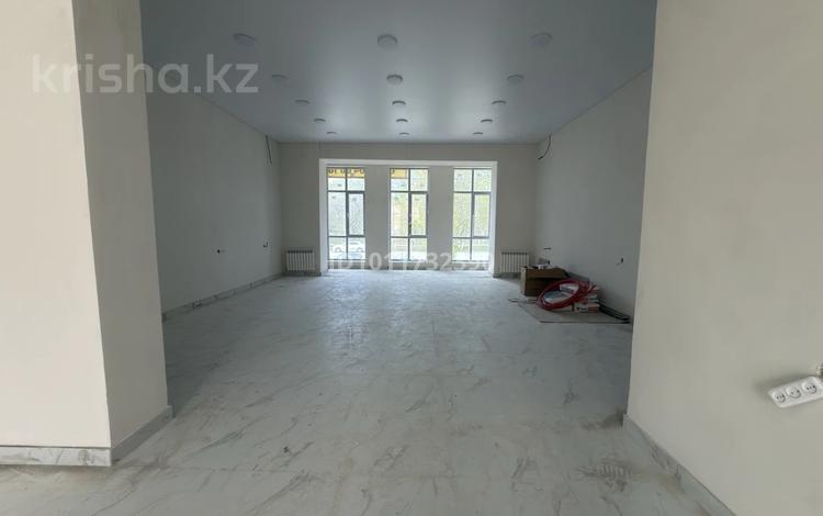 Еркін · 164 м², бағасы: 1 млн ₸ в Уральске, мкр Школьник — фото 2