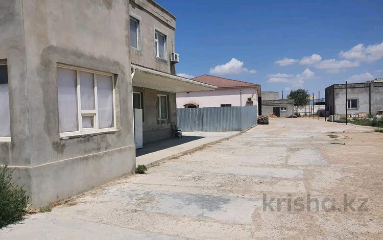 Өнеркәсіптік база · 70 сотық, 29-й мкр 1, бағасы: 400 млн ₸ в Актау — фото 2