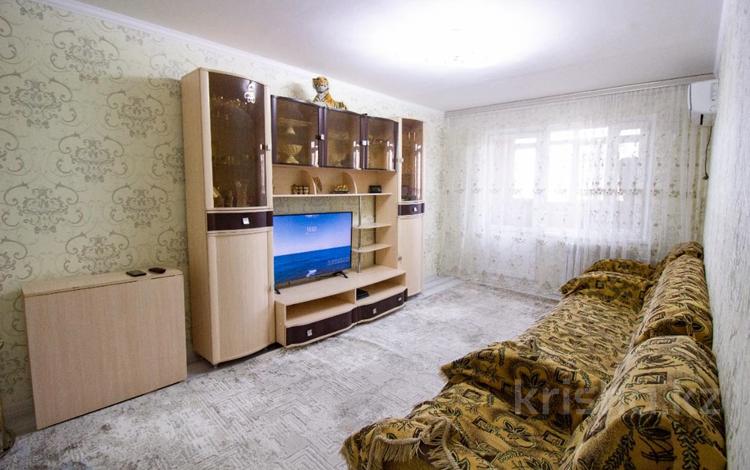 4-комнатная квартира · 74 м² · 4/5 этаж, жастар 10 за 30 млн ₸ в Талдыкоргане, мкр Жастар — фото 8