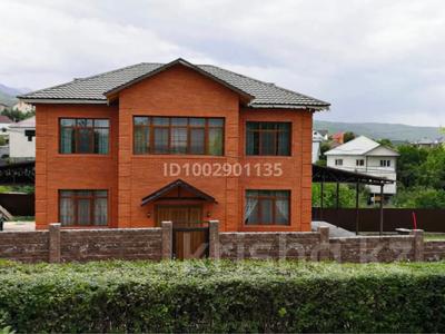 Отдельный дом · 6 комнат · 420 м² · 10 сот., мкр Таусамалы, Рахымбай Ханалы 61 — ул. Жандосова за 150 млн 〒 в Алматы, Наурызбайский р-н