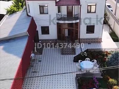 Отдельный дом · 8 комнат · 260 м² · 5.5 сот., Попова 31 — Казыбек би -Койгельды за 155 млн ₸ в Таразе