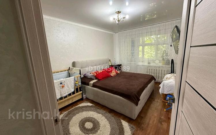 2-комнатная квартира · 48 м² · 4/5 этаж, мкр Омега, захарова за 15 млн ₸ в Уральске — фото 2