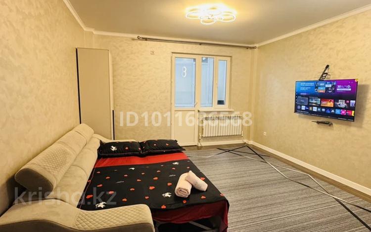 1-бөлмелі пәтер · 45 м² · 1/4 қабат, ул. Сундуткали Ескалиева 149, бағасы: 14 000 ₸ в Уральске, мкр Школьник — фото 2