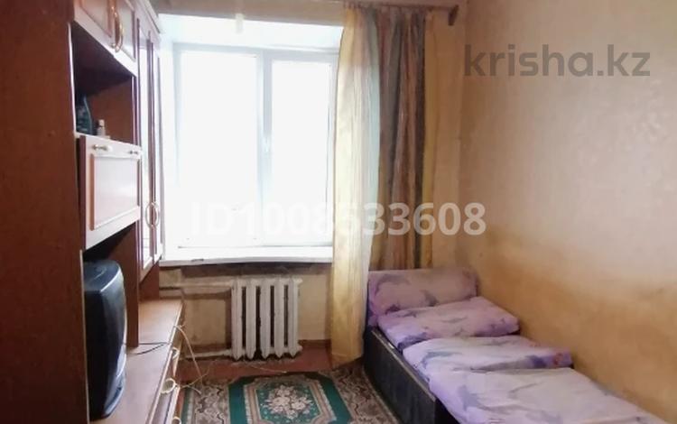 1 бөлме · 12 м², Сатпаева 15, бағасы: 150 000 ₸ в Усть-Каменогорске — фото 2