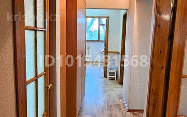 3-бөлмелі пәтер · 76 м² · 2/8 қабат, Раыймбека 508, бағасы: 300 000 ₸ в Алматы, Ауэзовский р-н — фото 2