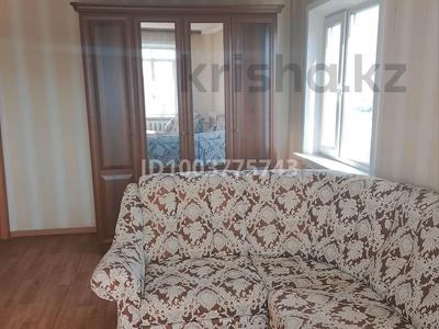 2-бөлмелі пәтер · 54 м² · 9/9 қабат, Майкудук, Майкудук, 11а микрорайон 21 — Майкудук,Горняк,11 а микрорайон,Ласточка, Новая Поликлиника., бағасы: 15 млн 〒 в Караганде, Алихана Бокейханова р-н