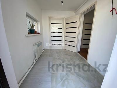 Отдельный дом · 4 комнаты · 180 м² · 8 сот., Зарослый 169А — Железнодорожный за 18.8 млн 〒 в Дамбе