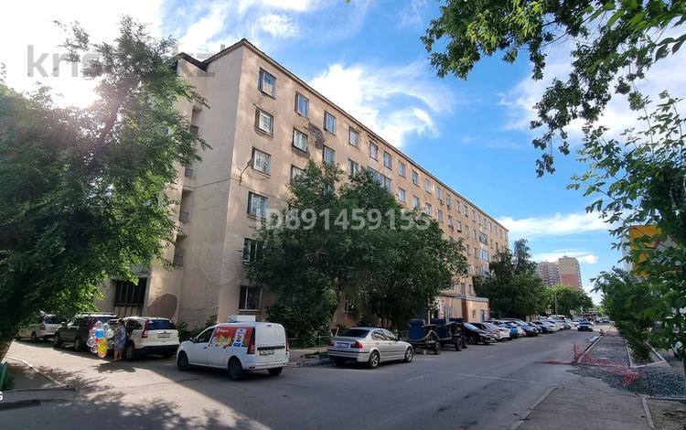 1-комнатная квартира, 18 м², 3/6 этаж, Торайгырова 3 — Республики- Сейфуллина