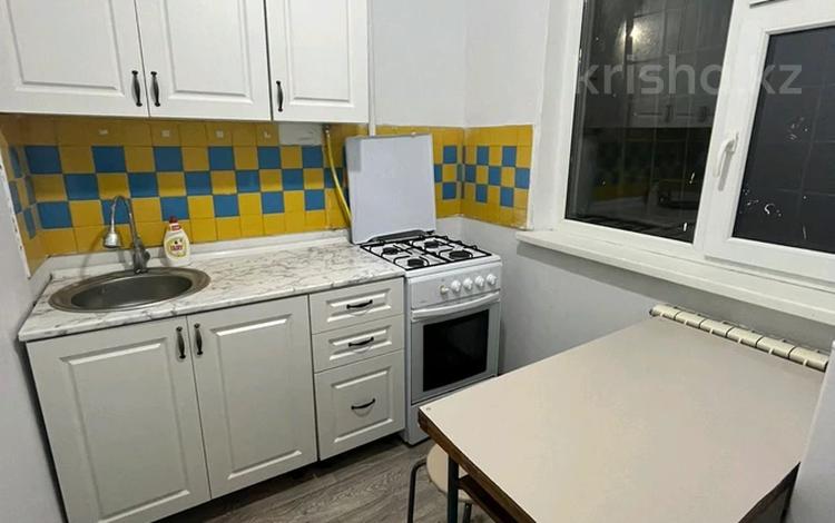 2-бөлмелі пәтер · 45 м² · 2/5 қабат, 1 ш/а, Абылхаир хана — А.Молдогуловой, бағасы: 11.8 млн ₸ в Актобе, мкр 5 — фото 2