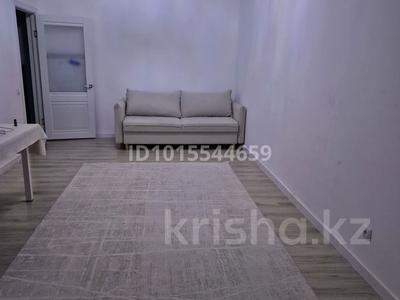 1-бөлмелі пәтер · 44 м² · 1/7 қабат, 17-ш/а. 110, бағасы: 16 млн ₸ в Актау, 17-й мкр