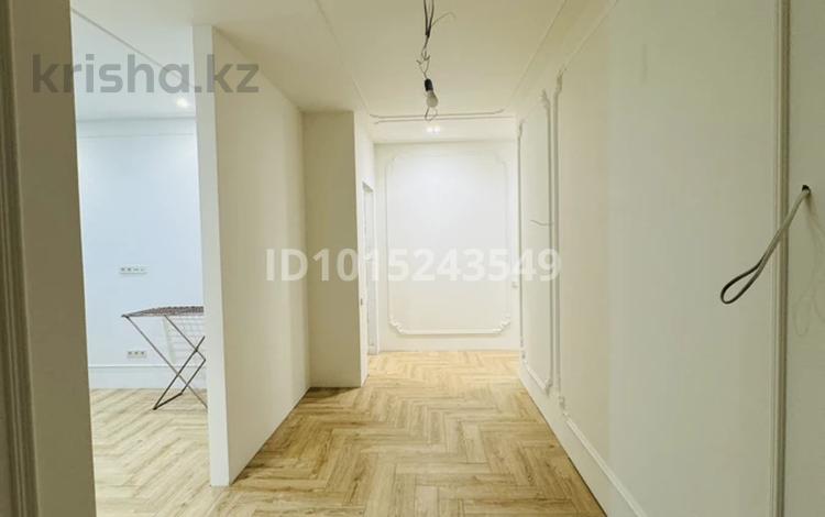 3-комнатная квартира · 105 м² · 5/9 этаж, мкр Акжайык, Тулеметова 64/2 — Тулеметова - Казиева за 72 млн ₸ в Шымкенте, Абайский р-н — фото 2