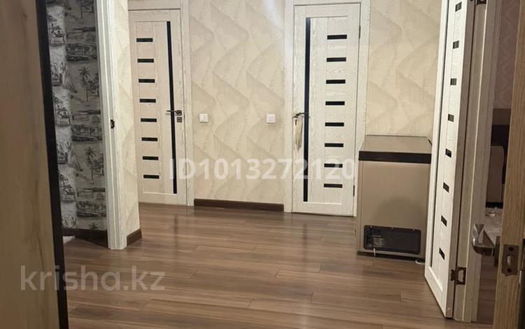 2-бөлмелі пәтер · 70 м² · 6/8 қабат, Аманжол Болекпаева 16, бағасы: 35 млн ₸ в Астане, Есильский р-н — фото 3