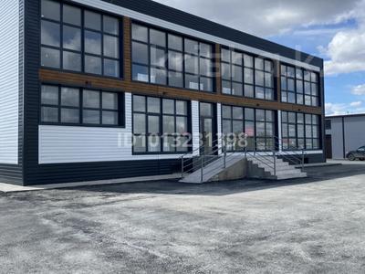 Еркін, кеңселер, дүкендер мен бутиктер, қоймалар · 1000 м², бағасы: 2 млн ₸ в Актобе, жилой массив Заречный-1