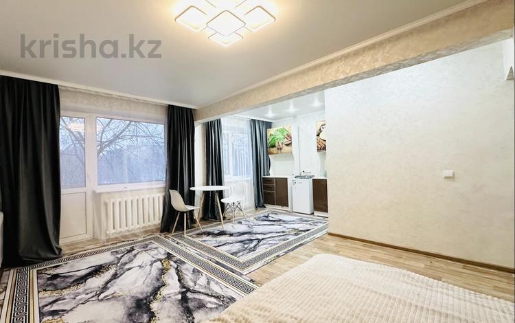 1-бөлмелі пәтер · 34 м² · 2/5 қабат, Карла 12, бағасы: 5.5 млн ₸ в Шахтинске — фото 2