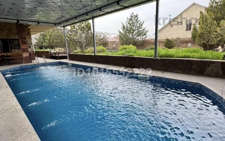Жеке үй · 7 бөлме · 350 м², Центральная 23, бағасы: 95 000 ₸ в Алматы, Медеуский р-н — фото 2