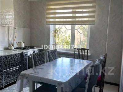 3-комнатная квартира · 70 м² · 4/9 этаж, мкр Жилгородок, М.Тынышбаева 49 за 23.5 млн ₸ в Актобе