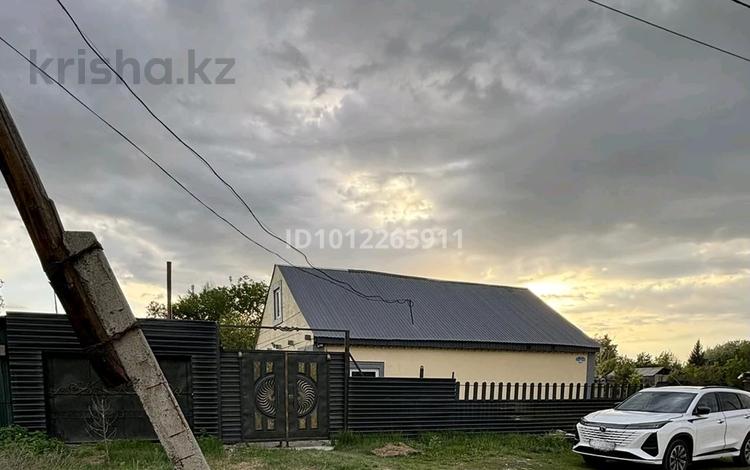 Часть дома · 5 комнат · 80 м² · 10 сот., 1 Ая Арычная 27Б за 30 млн ₸ в Усть-Каменогорске — фото 2