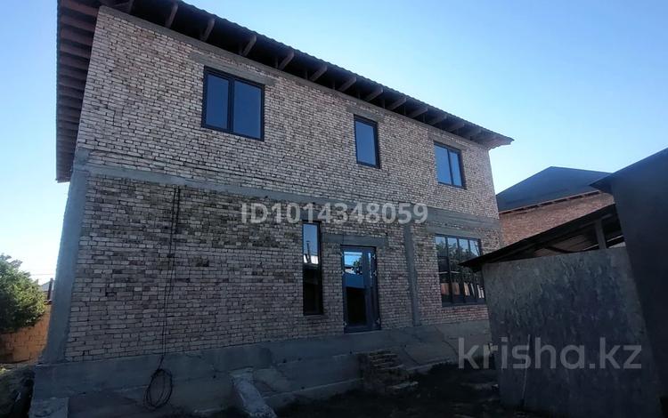 Отдельный дом · 6 комнат · 300 м² · 8 сот., Кадыралиева 12 — Между ул.Сулейманова и ул.Ниеткалиева за 55 млн ₸ в Таразе — фото 2