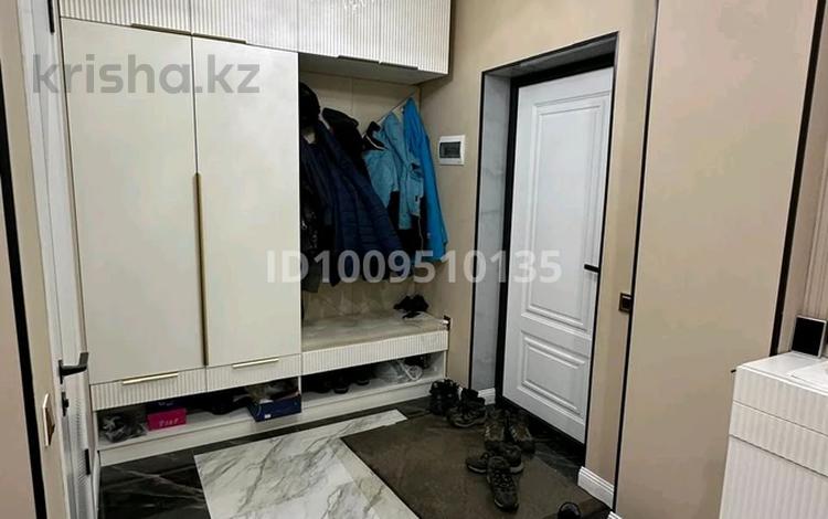 3-бөлмелі пәтер · 110 м² · 1/8 қабат, Алдабергенова 220 — Конаева, бағасы: 73 млн ₸ в Талдыкоргане, мкр Болашак — фото 3