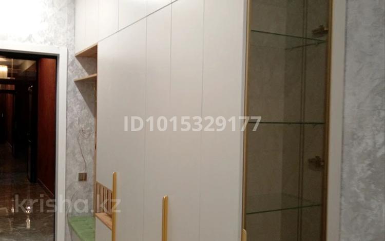 2-бөлмелі пәтер · 68.5 м² · 9/10 қабат, Илияса Есенберлина 20, бағасы: 50 млн ₸ в Усть-Каменогорске, Ульбинский — фото 2