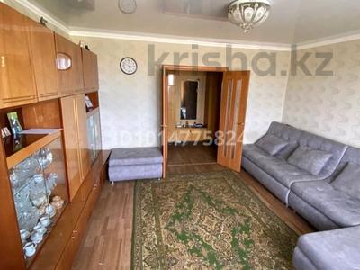 3-комнатная квартира · 66 м² · 7/9 этаж, Майкудук, Майкудук, 15й микрорайон за 14 млн ₸ в Караганде, Алихана Бокейханова р-н